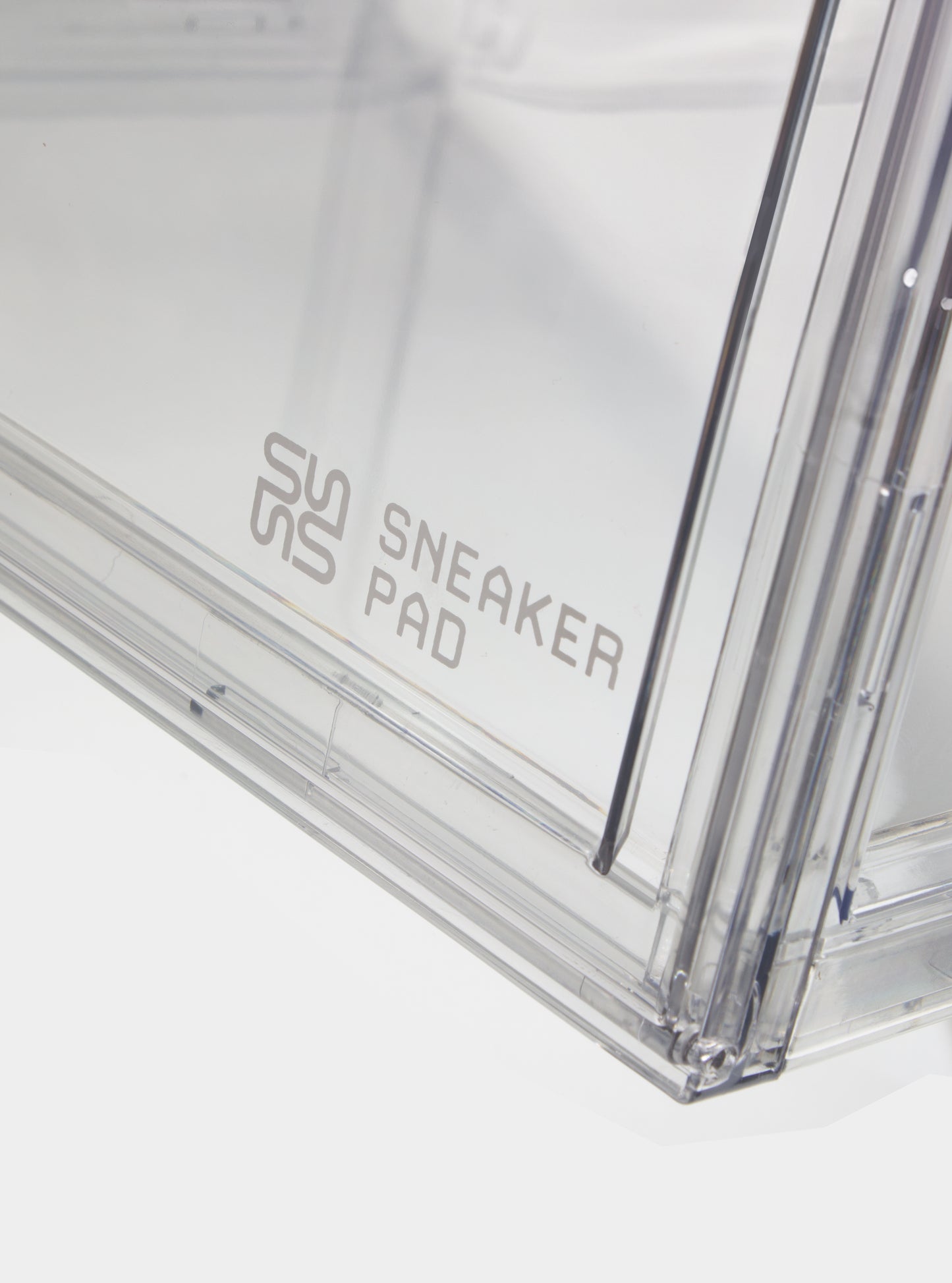 Sneaker Crate : Clear